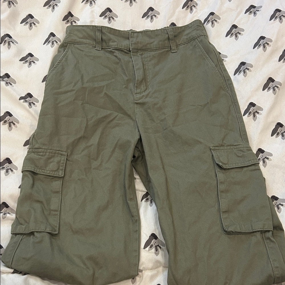 Forever 21 Olive Cargo Joggers